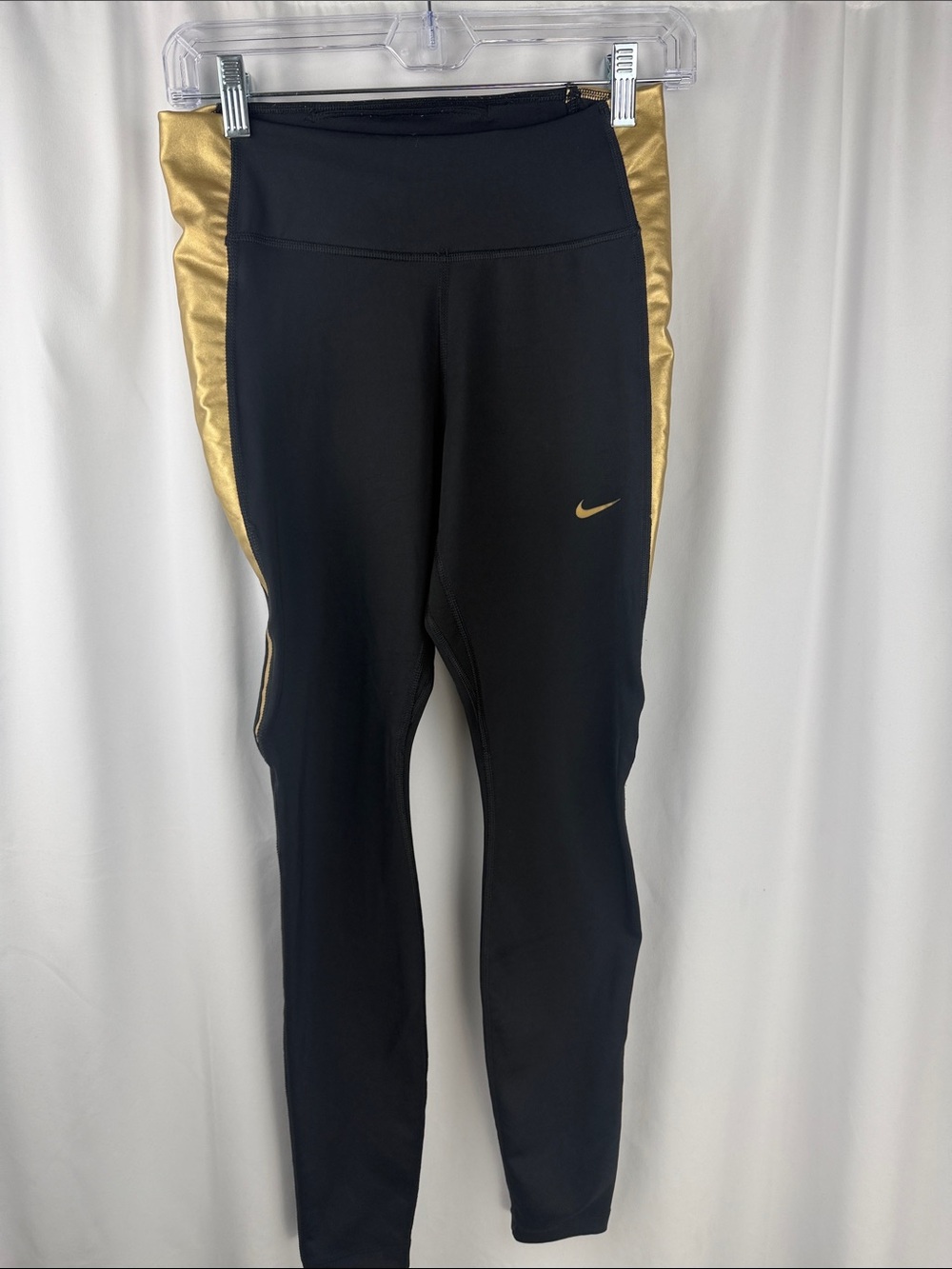 Nike Dri-FIT Black & Metallic Gold High-Rise Athletic Leggings – Size Medium